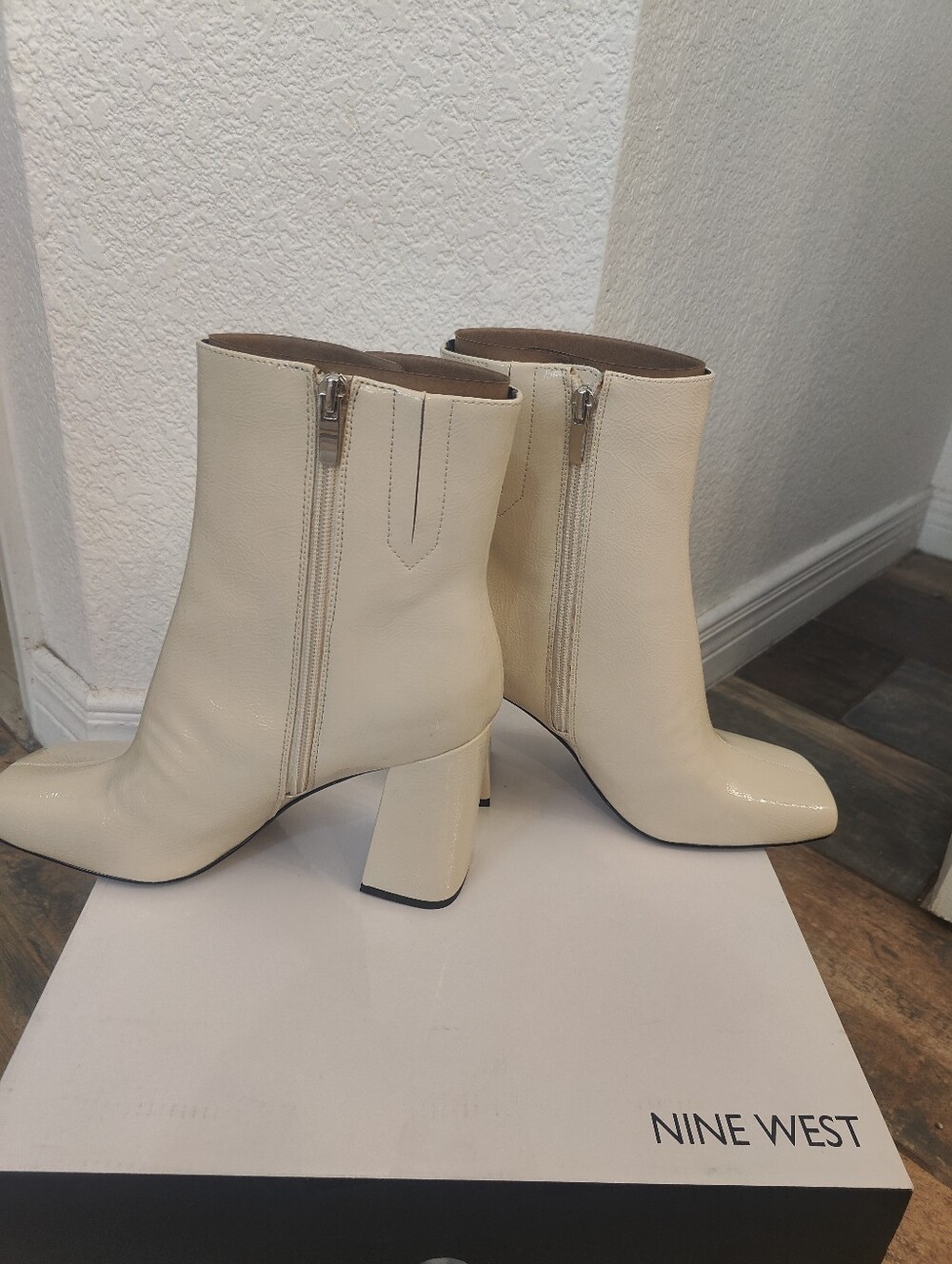Nine West Ankle Boots, Square Toe, Size 9, Ivory - Picture 7 of 12